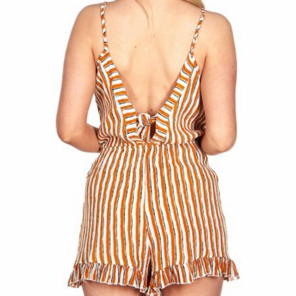 Go Coco Striped Deep V Neck Romper NWT Women’s Size Medium Brown Black Cream - Picture 2 of 6